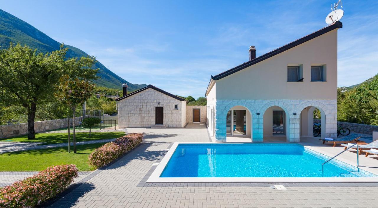 Villa Salvia Zagvozd Esterno foto