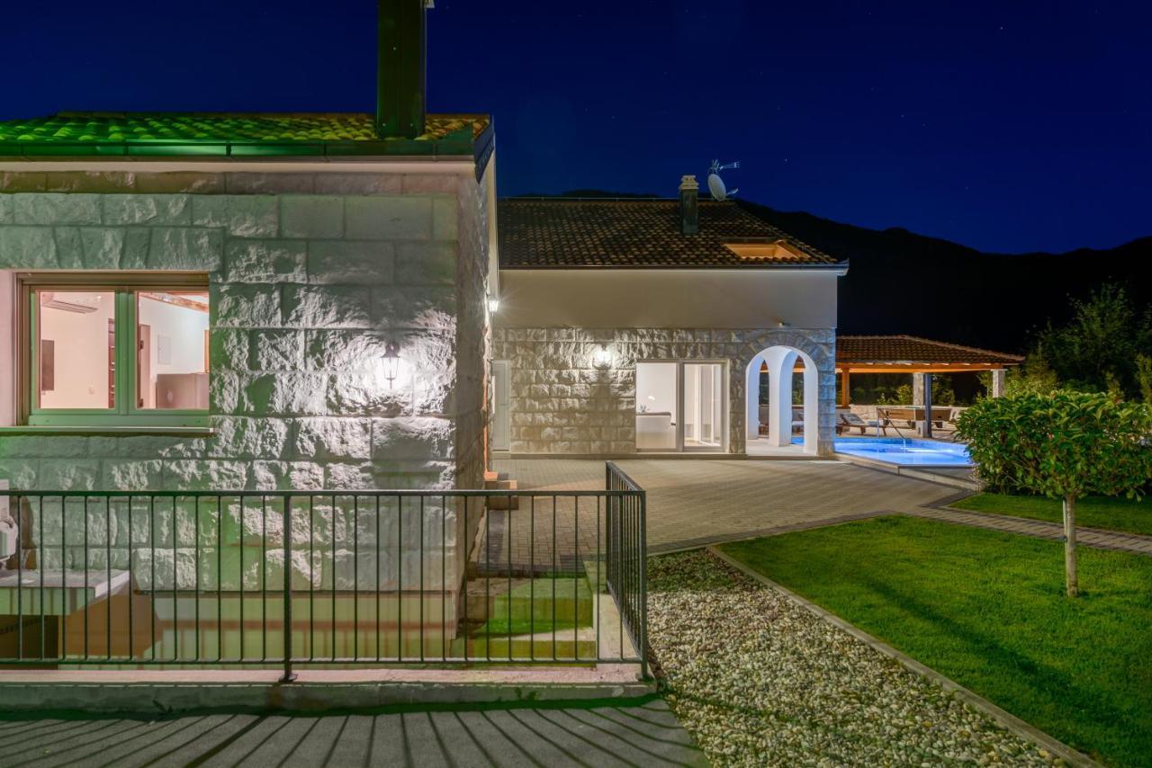 Villa Salvia Zagvozd Esterno foto