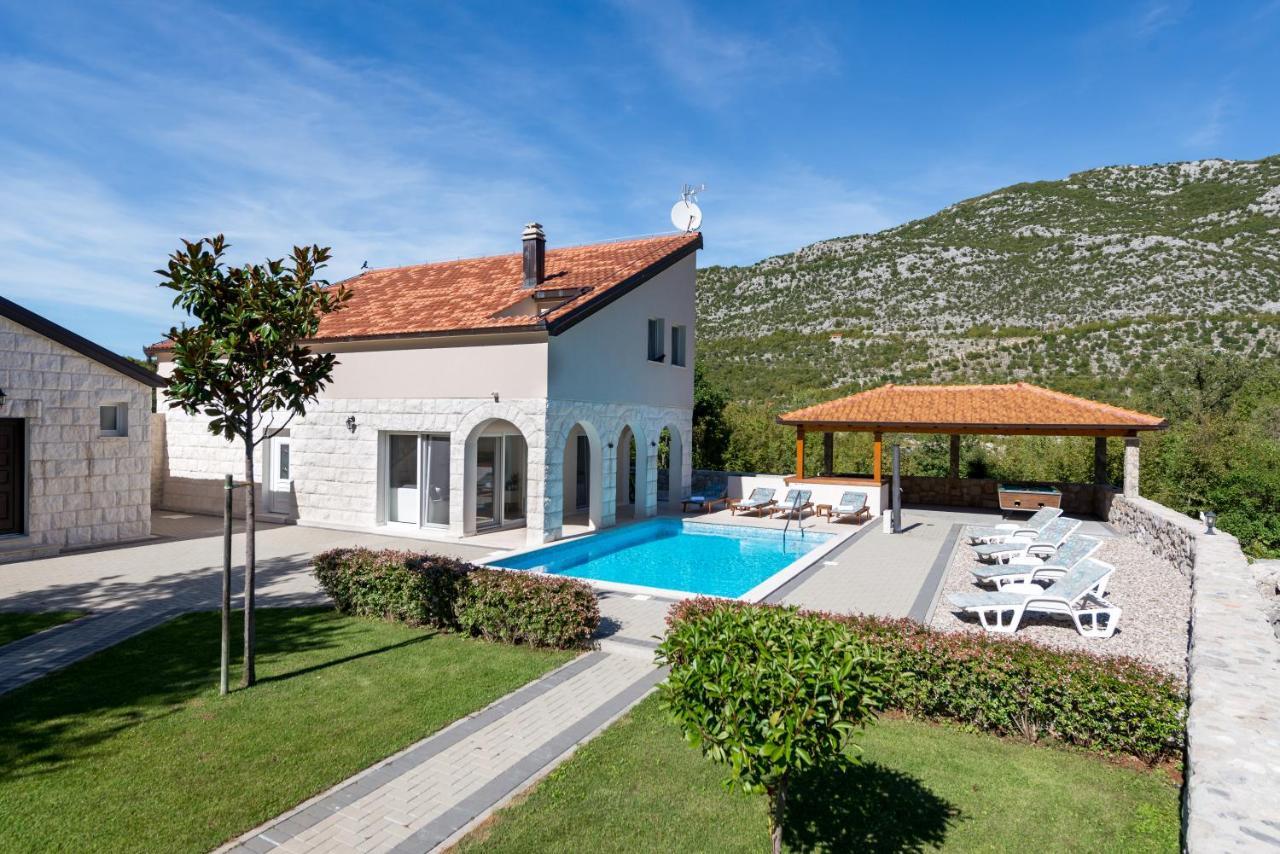 Villa Salvia Zagvozd Esterno foto