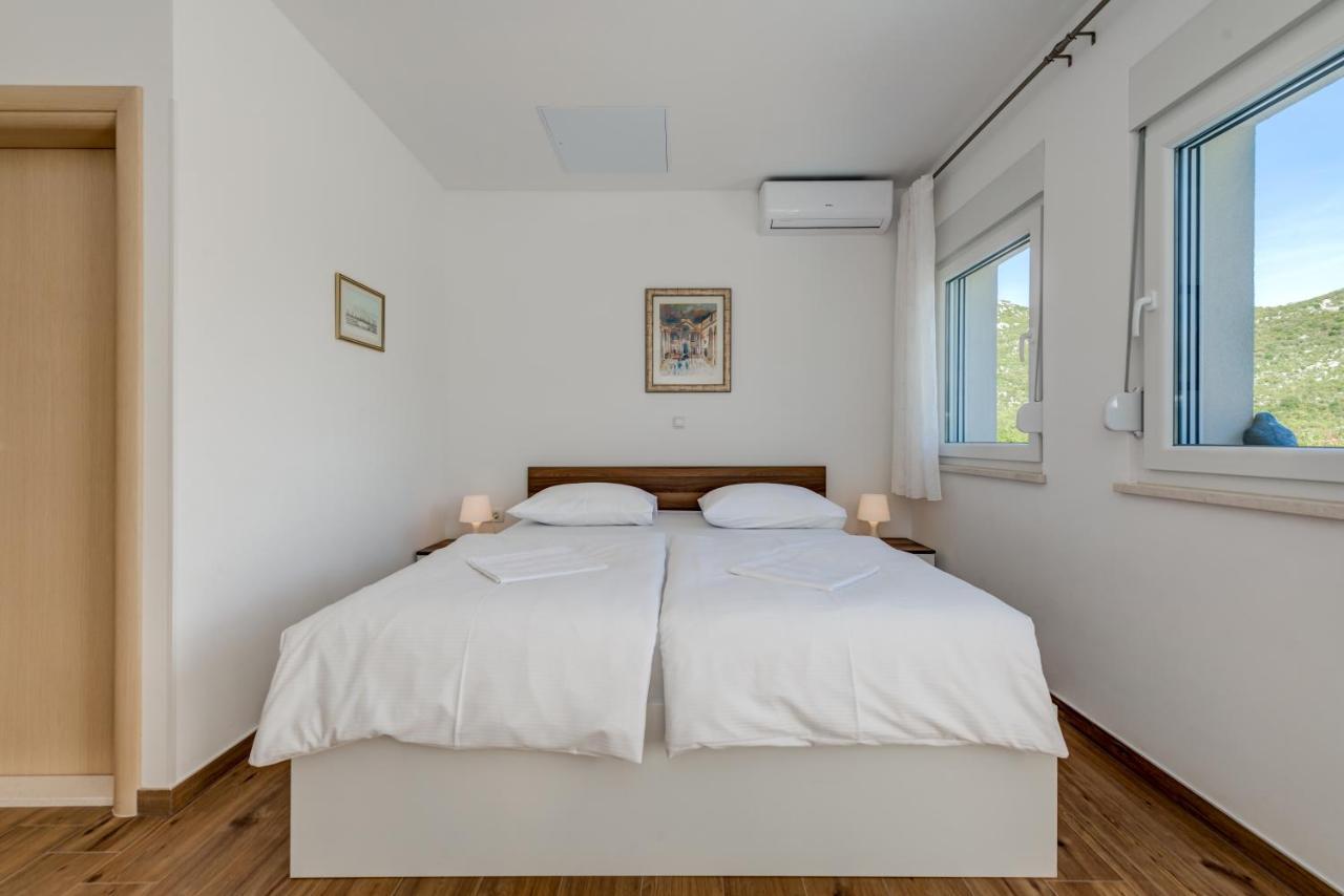 Villa Salvia Zagvozd Esterno foto